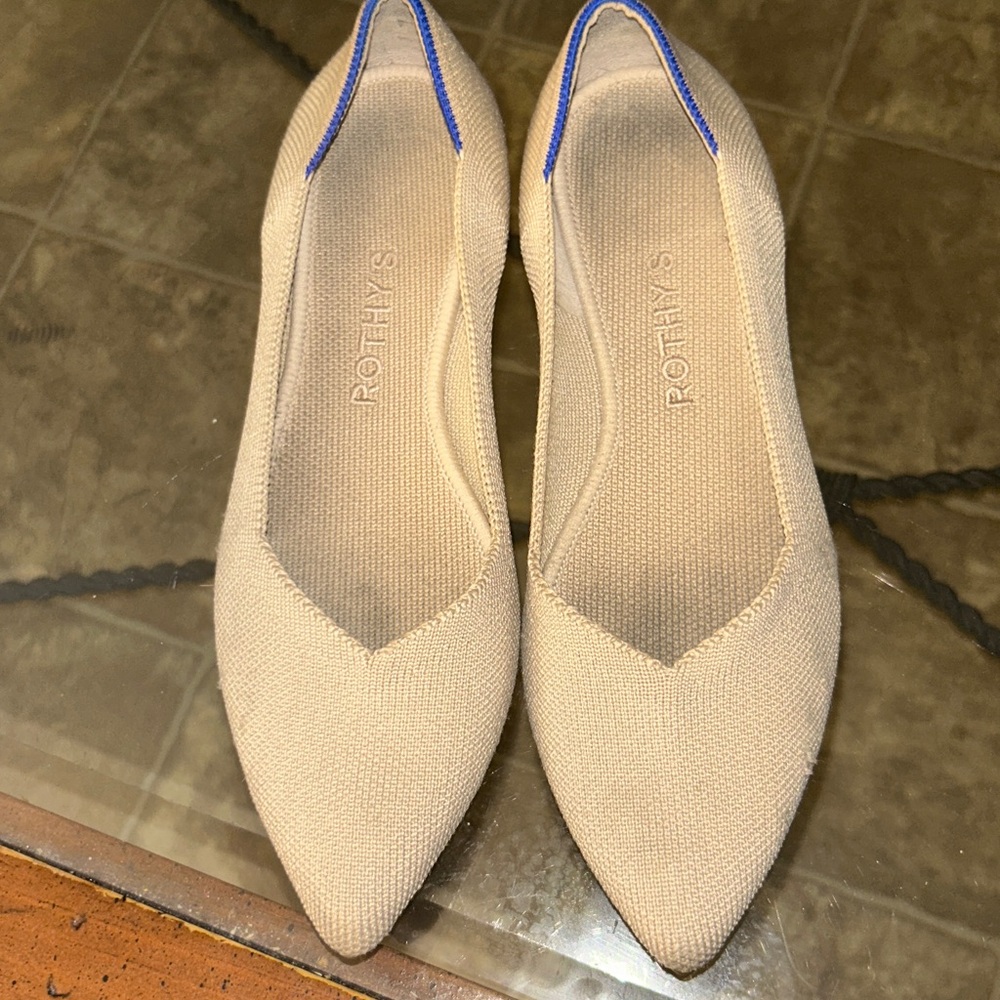 Rothy’s The Point Tan Flats EUC